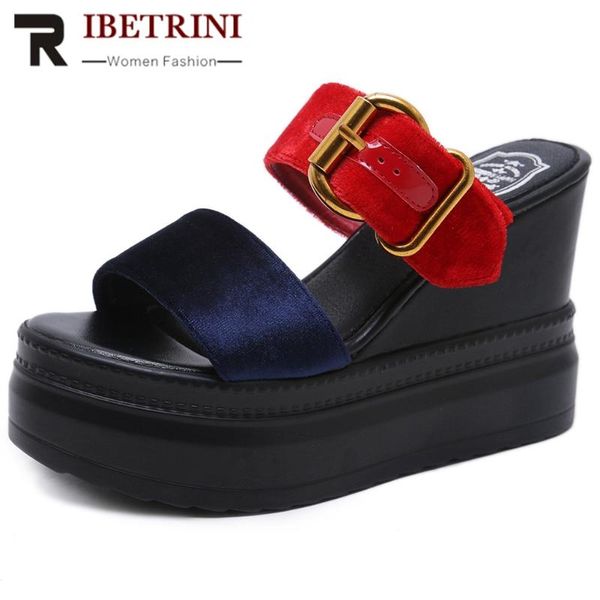 slippers mixed colors platform wedges summer fashion for woman lady female buckle strap simple leisure comfy shoes outdoor 2021, Black 
slippers mixed colors platform wedges summer fashion for woman lady female buckle strap simple leisure comfy shoes outdoor 2021, Black
