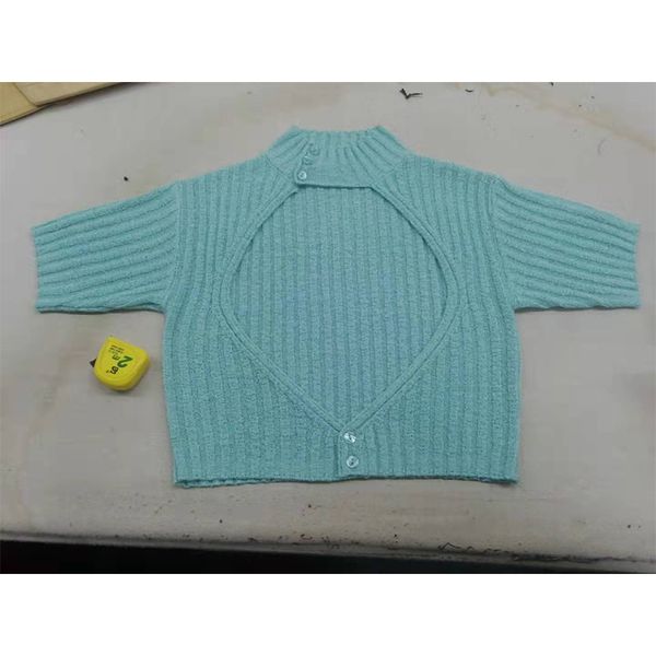 woman knits spring and autumn fashion temperament personality knitted sweater jacket, White
woman knits spring and autumn fashion temperament personality knitted sweater jacket, White