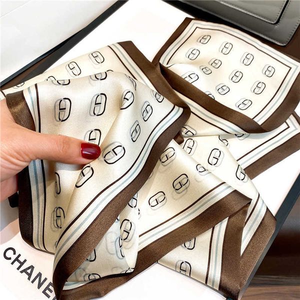 korean version 100% mulberry spring and autumn double-layer letter printed silk thin n long scarf, Blue;gray
korean version 100% mulberry spring and autumn double-layer letter printed silk thin n long scarf, Blue;gray