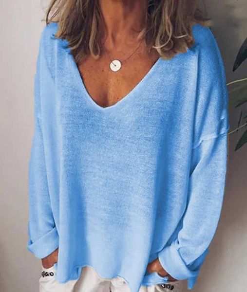 selling v-neck long sleeve t-shirt women's autumn and winter solid color, White
selling v-neck long sleeve t-shirt women's autumn and winter solid color, White