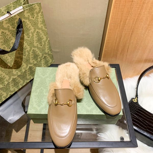 women's slippers luxury sa_fashion leather mao tuo warm original box designer brand, Black
women's slippers luxury sa_fashion leather mao tuo warm original box designer brand, Black