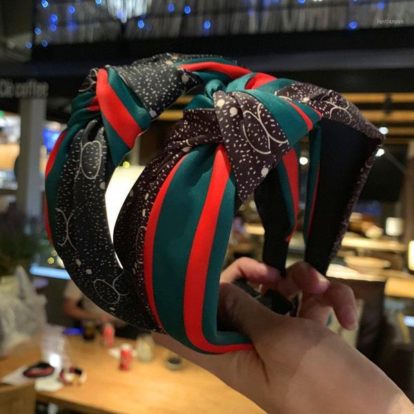 women girl headband wide red green print knot korean vintage hairband sweet hair accessories head wear wholesale fashion 1
women girl headband wide red green print knot korean vintage hairband sweet hair accessories head wear wholesale fashion 1