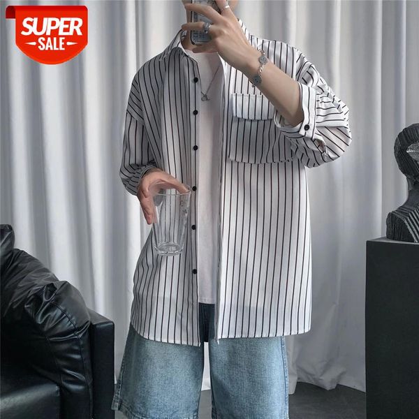 2020 summer men's striped printing short-sleeved shirt loose white/black color shirts stylish cotton clothes large size -5xl #yg8l
2020 summer men's striped printing short-sleeved shirt loose white/black color shirts stylish cotton clothes large size -5xl #yg8l
