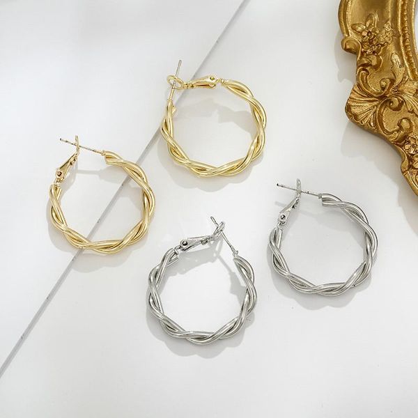 dangle & chandelier korean trend weaving twist circle hoop temperamental gold silver color metal earrings for women girls
dangle & chandelier korean trend weaving twist circle hoop temperamental gold silver color metal earrings for women girls