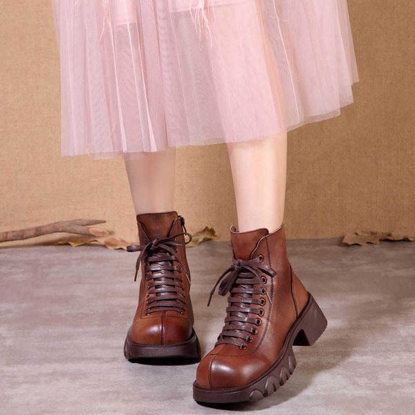with a layer of cow leather, square head martin baby shoes, knight short boots, casual thick heel women's leather, Black
with a layer of cow leather, square head martin baby shoes, knight short boots, casual thick heel women's leather, Black