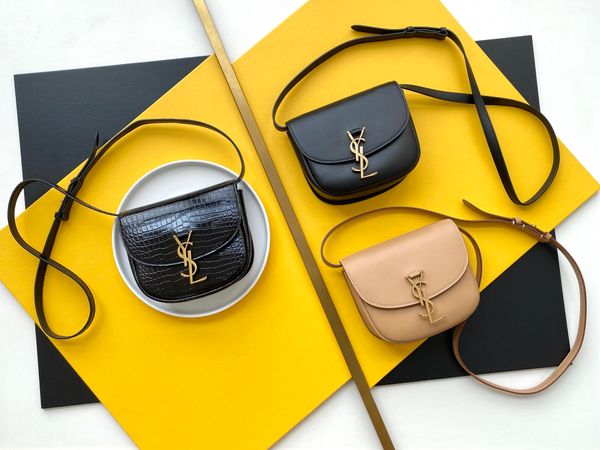 the 2021 luxury bag is a high-end leather shoulder bag, a small purse and crossbody bag designed for women
the 2021 luxury bag is a high-end leather shoulder bag, a small purse and crossbody bag designed for women