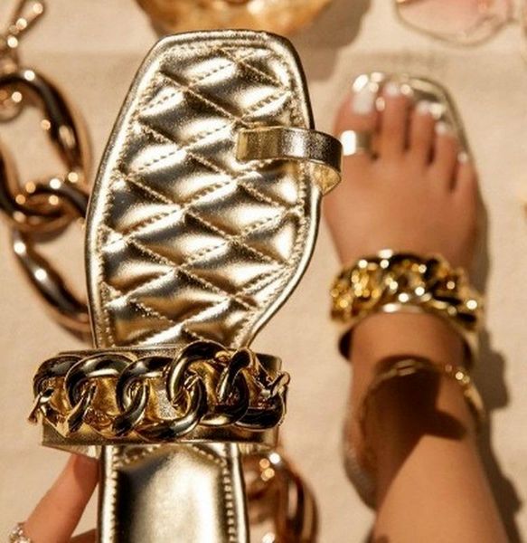 summer flat sandals ladies slippers fashion all-match daily explosive style lightweight women, Black
summer flat sandals ladies slippers fashion all-match daily explosive style lightweight women, Black