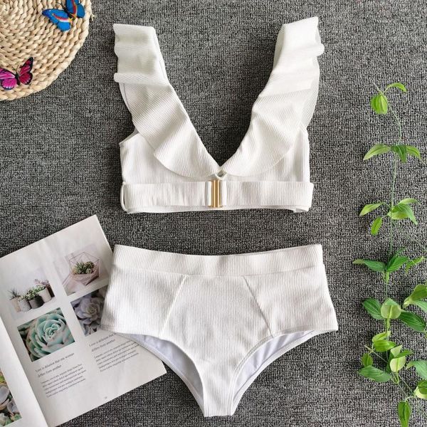 women's swimwear 2021 beach swimming metal buckle ruffle white fashion swimsuit bikini set two-piece, White;black
women's swimwear 2021 beach swimming metal buckle ruffle white fashion swimsuit bikini set two-piece, White;black