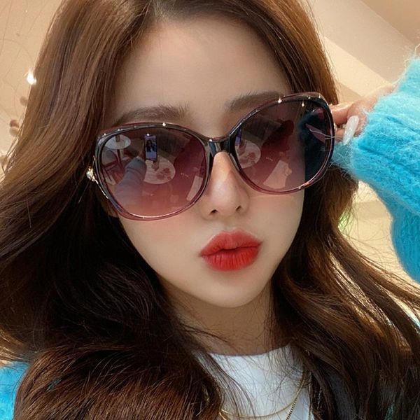outdoor eyewear retro classic sunglasses women oval shape oculos de sol feminino fashion sun glasses brand designer mosaic diamond shades
outdoor eyewear retro classic sunglasses women oval shape oculos de sol feminino fashion sun glasses brand designer mosaic diamond shades