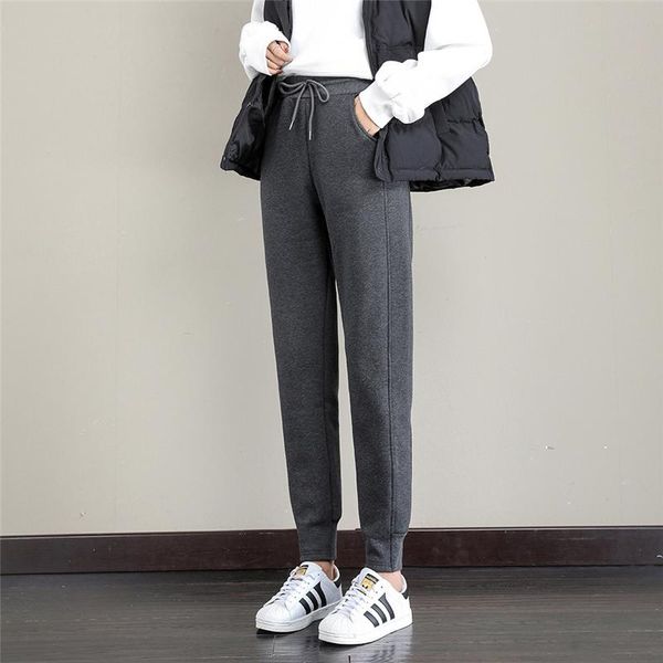 plus velvet padded sports trousers women winter warm cotton casual pants lamb cashmere harem women's & capris, Black;white
plus velvet padded sports trousers women winter warm cotton casual pants lamb cashmere harem women's & capris, Black;white