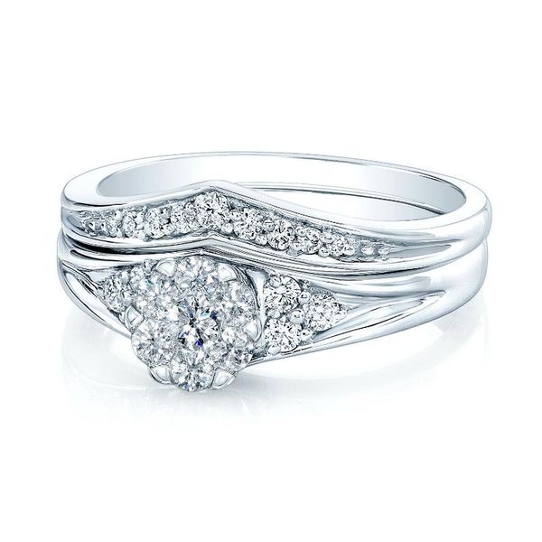 10k white gold diamond wedding set bridal ring cluster curve contoured v band rings, Golden;silver
10k white gold diamond wedding set bridal ring cluster curve contoured v band rings, Golden;silver