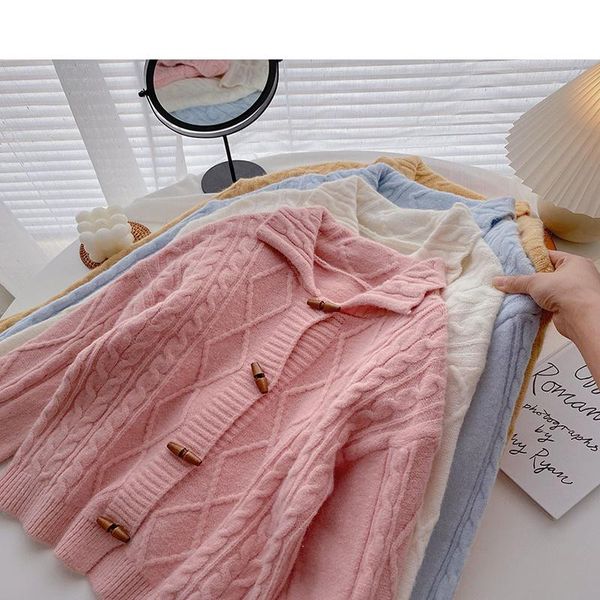 women's jackets 2021 autumn and winter loose horn buckle thick solid color sweater jacket short wild long-sleeved knitted cardigan wome, Black;brown
women's jackets 2021 autumn and winter loose horn buckle thick solid color sweater jacket short wild long-sleeved knitted cardigan wome, Black;brown
