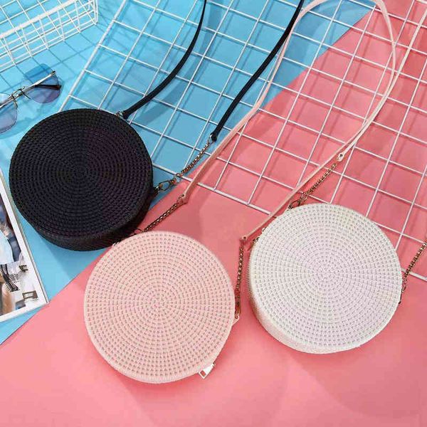 inswomen fashion candy single shoulder and messenger solid color women's silicone round bag
inswomen fashion candy single shoulder and messenger solid color women's silicone round bag