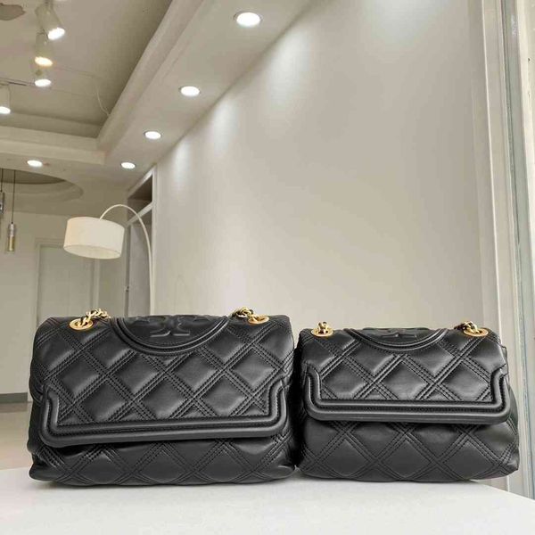 luxury designer fashion tb the original sheepskin lingge mini one shoulder messenger bag for women is able and versatile with flip magnetic, Black
luxury designer fashion tb the original sheepskin lingge mini one shoulder messenger bag for women is able and versatile with flip magnetic, Black