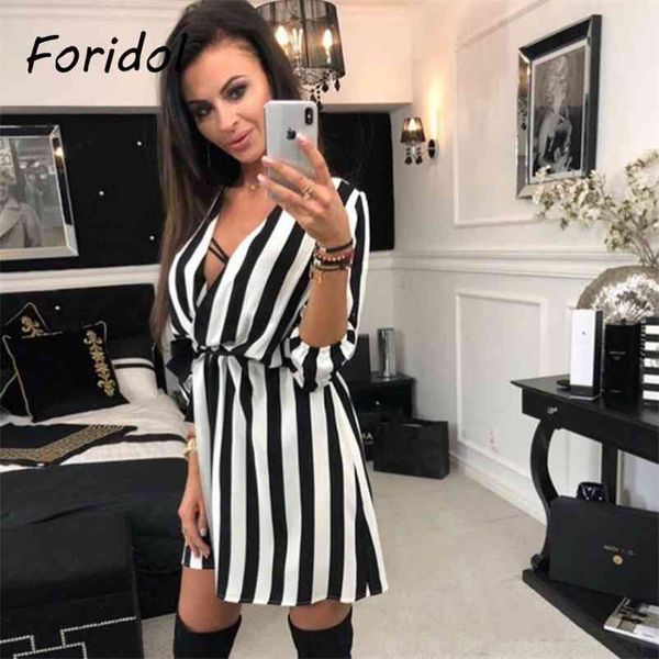 spring autumn striped half sleeve dress women loose v neck female black white lacing es mujer party vestidos 210427, Black;gray
spring autumn striped half sleeve dress women loose v neck female black white lacing es mujer party vestidos 210427, Black;gray