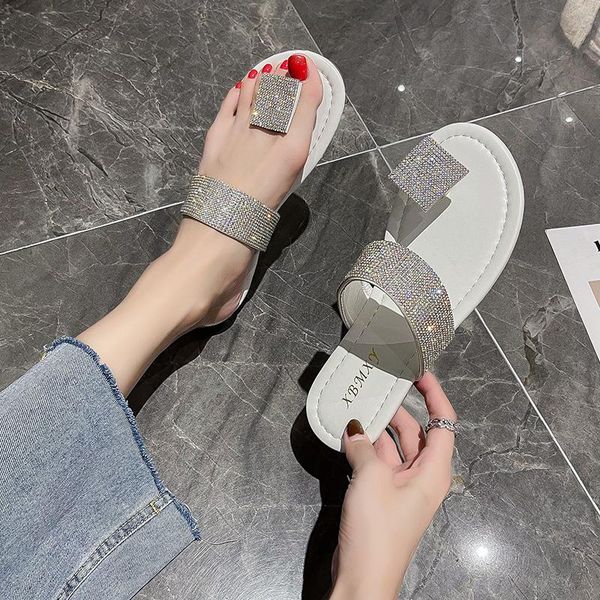 slippers shoes woman 2021 glitter slides for swimming pool rubber flip flops pantofle fashion jelly beach flat hawaiian, Black
slippers shoes woman 2021 glitter slides for swimming pool rubber flip flops pantofle fashion jelly beach flat hawaiian, Black