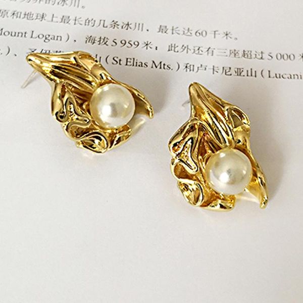 stud irregular metal folded earrings stylish twisted flower studs large baroque pearl statement for women, Golden;silver
stud irregular metal folded earrings stylish twisted flower studs large baroque pearl statement for women, Golden;silver