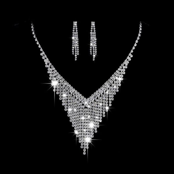 earrings & necklace luxury female white crystal jewelry set cute silver color wedding stud for women trendy geometry long chain
earrings & necklace luxury female white crystal jewelry set cute silver color wedding stud for women trendy geometry long chain