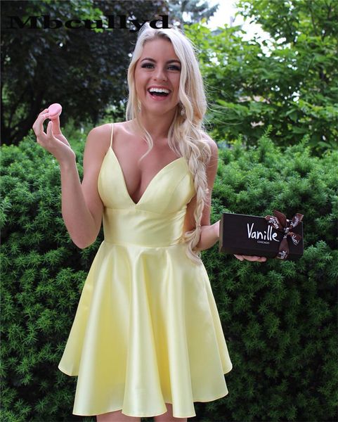 party dresses mbcully v-neck prom 2021 bright yellow satin gown for black girls short knee length cocktail dress, White;black
party dresses mbcully v-neck prom 2021 bright yellow satin gown for black girls short knee length cocktail dress, White;black