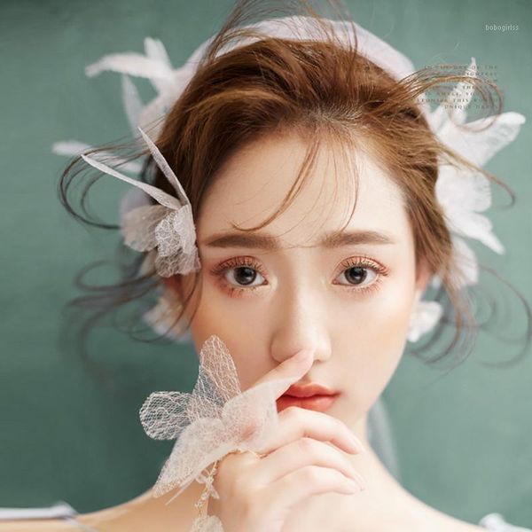 bridal hair accessories white butterfly headdress wrist flower mesh band for wedding party pamelas y sombreros para boda1
bridal hair accessories white butterfly headdress wrist flower mesh band for wedding party pamelas y sombreros para boda1