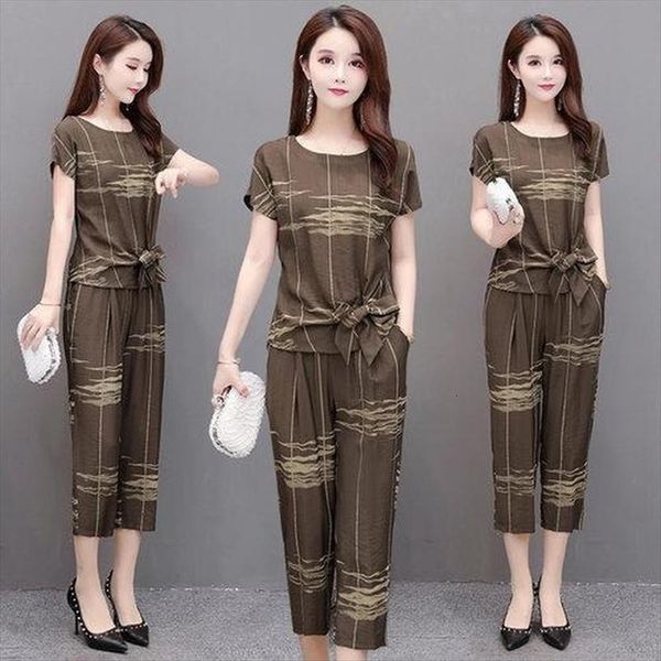summer fashion elegant suit womens pants short sleeve high waist seven points printing two pieces set 4xl y688, White
summer fashion elegant suit womens pants short sleeve high waist seven points printing two pieces set 4xl y688, White