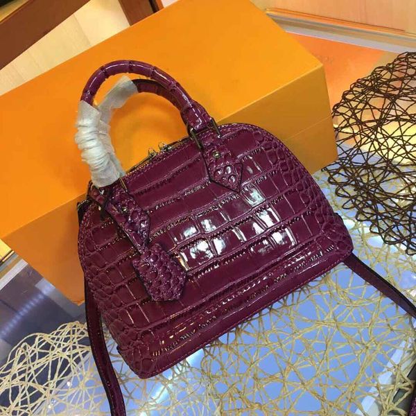 new arrival women fashion 25cm shell flap shoulder crossbody bags factory cost prices selling
new arrival women fashion 25cm shell flap shoulder crossbody bags factory cost prices selling