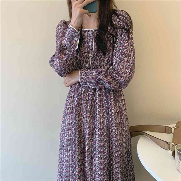 design square collar printed pleated dress women long sleeve big maxi vestido high waist female purple fashion 210601, Black;gray
design square collar printed pleated dress women long sleeve big maxi vestido high waist female purple fashion 210601, Black;gray