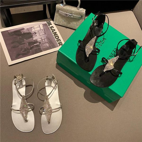 sandals chic rhinestones gladiator women summer beach shoes woman buckle belt sandales flat crystal clip toe sandalias mujer2021, Black
sandals chic rhinestones gladiator women summer beach shoes woman buckle belt sandales flat crystal clip toe sandalias mujer2021, Black