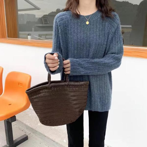 south korea east gate with sweater, women's loose fashionable base coat, pullover round neck knitted thickened in autumn and winter, White;black
south korea east gate with sweater, women's loose fashionable base coat, pullover round neck knitted thickened in autumn and winter, White;black