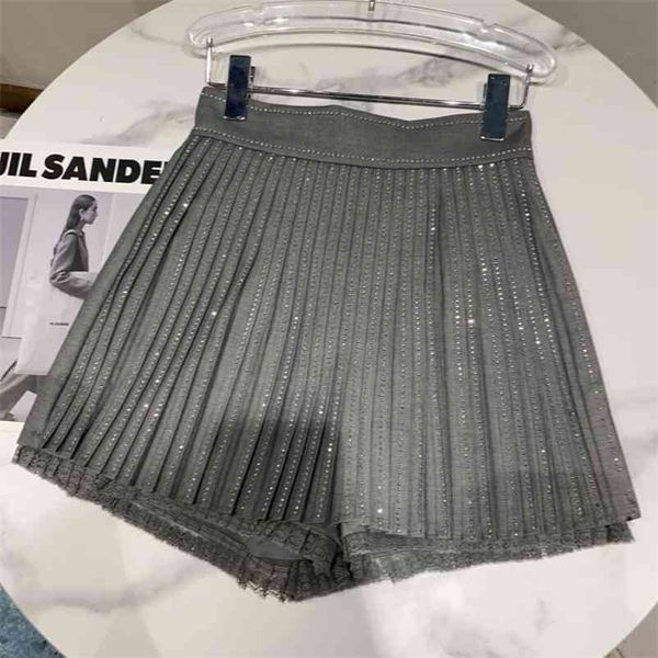 women lace pleated wide leg straight shorts high waist vertical fashion spring summer 11b644 210525, White;black
women lace pleated wide leg straight shorts high waist vertical fashion spring summer 11b644 210525, White;black