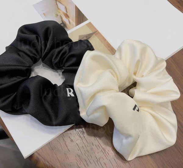 2021 personalized simple leisure women letter hair rubber band letter elastic hair rope ponytail clip hair accessories gift, Pink
2021 personalized simple leisure women letter hair rubber band letter elastic hair rope ponytail clip hair accessories gift, Pink