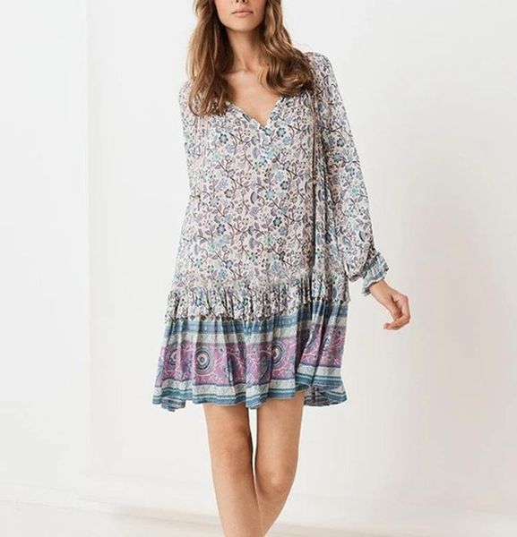 casual dresses 2021 spring and summer ladies skirt temperament small fresh floral dress v-neck tassel lace-up, Black;gray
casual dresses 2021 spring and summer ladies skirt temperament small fresh floral dress v-neck tassel lace-up, Black;gray