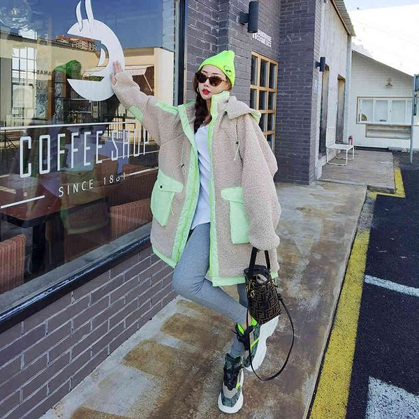jacket station winter green fluorescent pocket big wool female hoodie, Black;brown
jacket station winter green fluorescent pocket big wool female hoodie, Black;brown