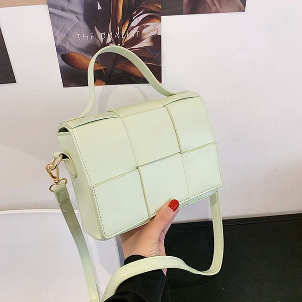 fashion soft pu leather crossbody woven bags for women 2021 small square bag concise shoulder sac a main
fashion soft pu leather crossbody woven bags for women 2021 small square bag concise shoulder sac a main