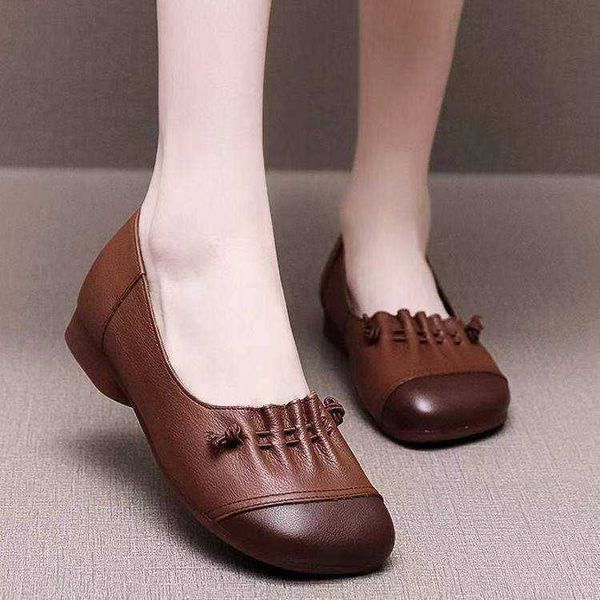 single shoe women's summer flat sole 2021 real soft leather shallow mouth sho mother's
single shoe women's summer flat sole 2021 real soft leather shallow mouth sho mother's