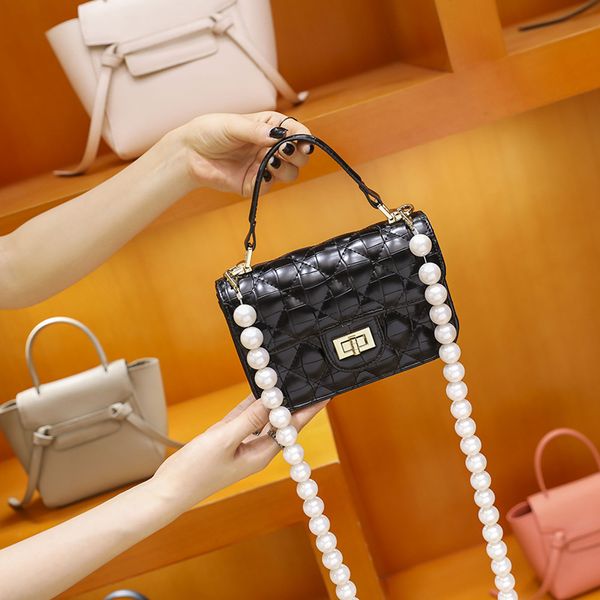 handbag summer cross-border female new diagonal diamond fashion bag pearl small lock square 2021 fragrance qvdvw
handbag summer cross-border female new diagonal diamond fashion bag pearl small lock square 2021 fragrance qvdvw