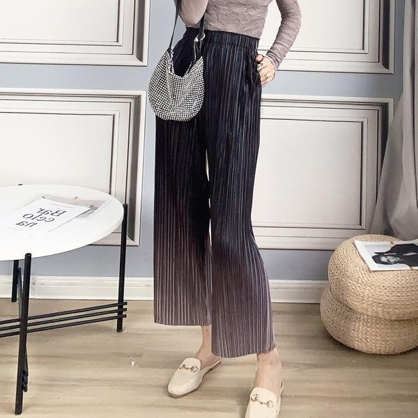 women's pants & capris miyake pleated wide leg high waist drape gradient bright silk design straight-leg elastic, Black;white
women's pants & capris miyake pleated wide leg high waist drape gradient bright silk design straight-leg elastic, Black;white