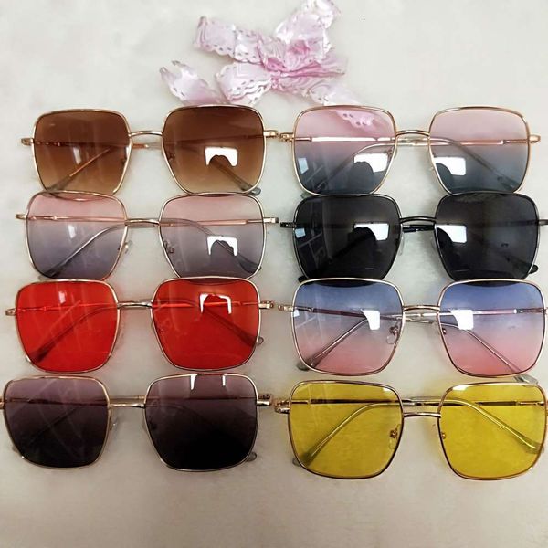 sunglasses fashion korean children's metal box glasses kubao sunglasses classic, Blue
sunglasses fashion korean children's metal box glasses kubao sunglasses classic, Blue