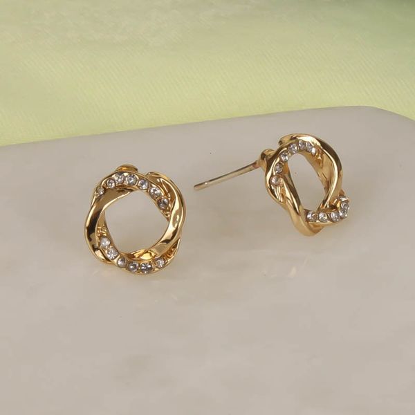 temperament high sense fashion fine simple compact earrings
temperament high sense fashion fine simple compact earrings