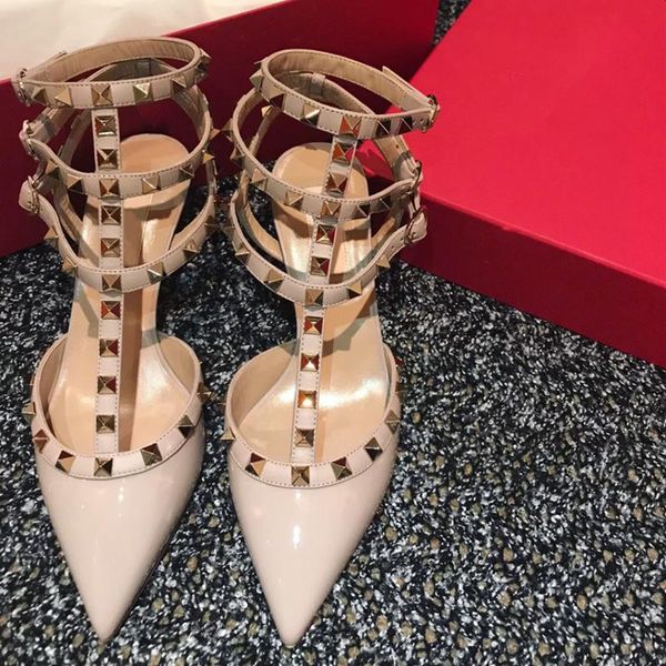 dress shoes pointed rivet high heels shallow mouth fashion all-match single party custom women's, Black
dress shoes pointed rivet high heels shallow mouth fashion all-match single party custom women's, Black