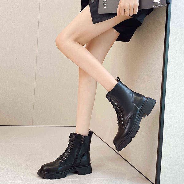 female boots martin boot's 2022 autumn and winter leather british style thick soled short show thin korean versatile motorcycle boots, Black
female boots martin boot's 2022 autumn and winter leather british style thick soled short show thin korean versatile motorcycle boots, Black