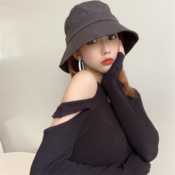 women's sweaters autumn and winter 2021 hong kong style, light sexy, off shoulder sweater, temperament long sleeve knitted women, White;black
women's sweaters autumn and winter 2021 hong kong style, light sexy, off shoulder sweater, temperament long sleeve knitted women, White;black