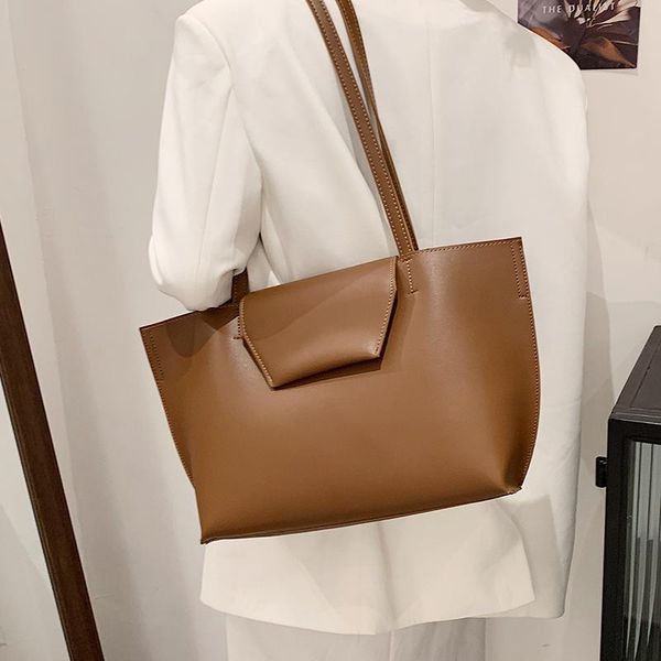 evening bags original brand simple large-capacity bag women wild 2021 fashion shoulder high-end tote underarm
evening bags original brand simple large-capacity bag women wild 2021 fashion shoulder high-end tote underarm