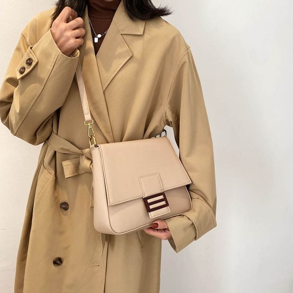 red bag female version new simple wide shoulder strap small square large capacity versatile diagonal cross handbags sale
red bag female version new simple wide shoulder strap small square large capacity versatile diagonal cross handbags sale