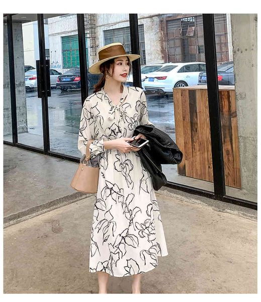 dresses 2021 summer poetry french minority dress with lantern sleeve printing chiffon suspender fairy skirt, Black;gray
dresses 2021 summer poetry french minority dress with lantern sleeve printing chiffon suspender fairy skirt, Black;gray