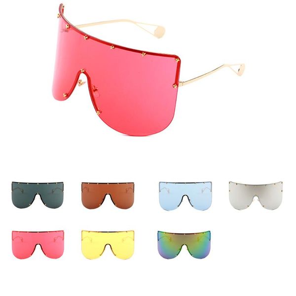 outdoor eyewear style big frame one piece trendy sunglasses fashion european and american windproof metal mask frameless
outdoor eyewear style big frame one piece trendy sunglasses fashion european and american windproof metal mask frameless