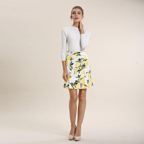 skirts 2021 high-end europe designer luxurious diamond buttons skirt ladies noble vintage printed gorgeous stylish, Black
skirts 2021 high-end europe designer luxurious diamond buttons skirt ladies noble vintage printed gorgeous stylish, Black