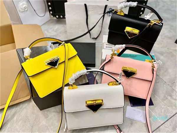 fashion designer bags 2021 ladies luxury quality box bag handbag shoulder handbags symble series style elegant pure skin material
fashion designer bags 2021 ladies luxury quality box bag handbag shoulder handbags symble series style elegant pure skin material