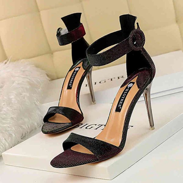 sandals sandálias de metal coreano moda verão mulher calcanhar tipo altura elemento com plataformas estilo ajuste padrão lado vamp contador, Black
sandals sandálias de metal coreano moda verão mulher calcanhar tipo altura elemento com plataformas estilo ajuste padrão lado vamp contador, Black