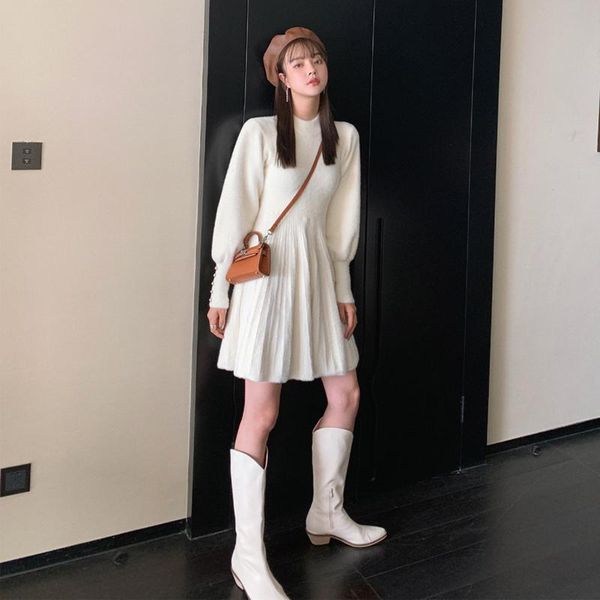 casual dresses 2021 autumn and winter puff sleeve mid-length temperament sweater dress over the knee knitted solid color fashion, Black;gray
casual dresses 2021 autumn and winter puff sleeve mid-length temperament sweater dress over the knee knitted solid color fashion, Black;gray